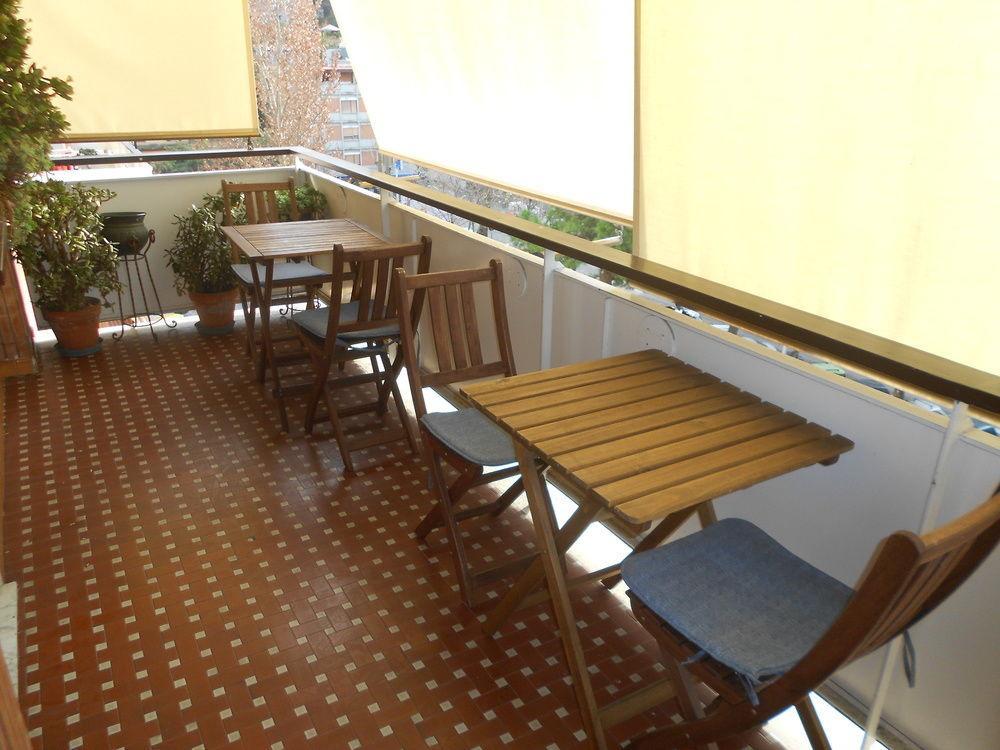 A Casa Chiecchi B&B Рим Экстерьер фото