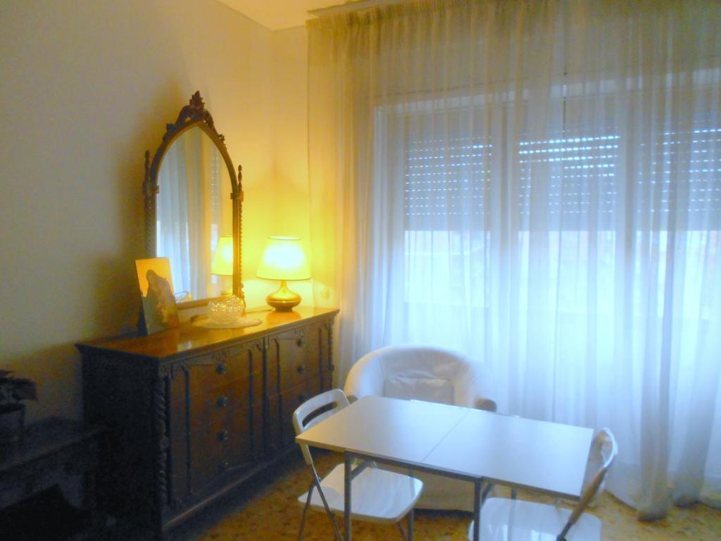 A Casa Chiecchi B&B Рим Экстерьер фото