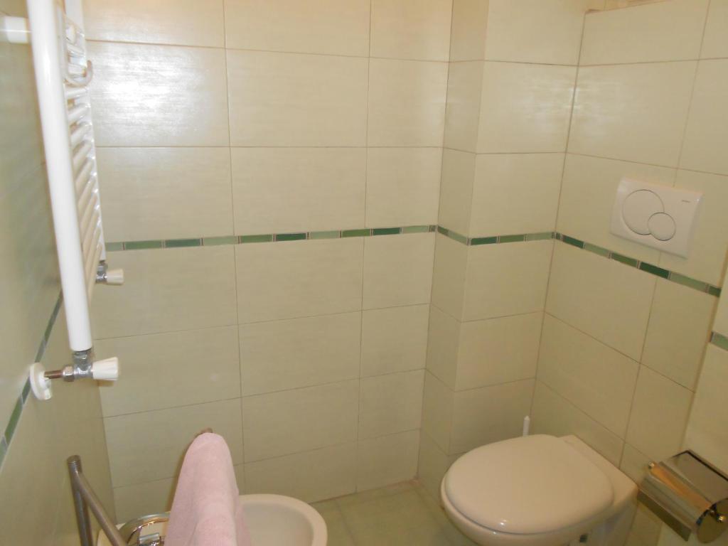 A Casa Chiecchi B&B Рим Экстерьер фото