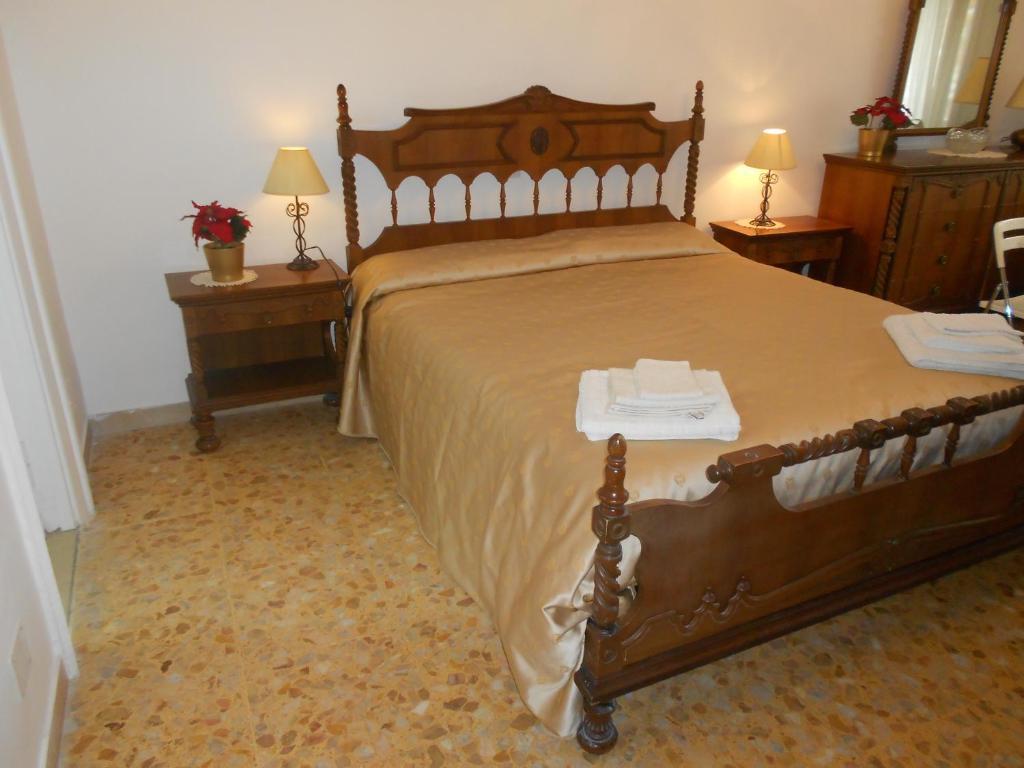 A Casa Chiecchi B&B Рим Экстерьер фото