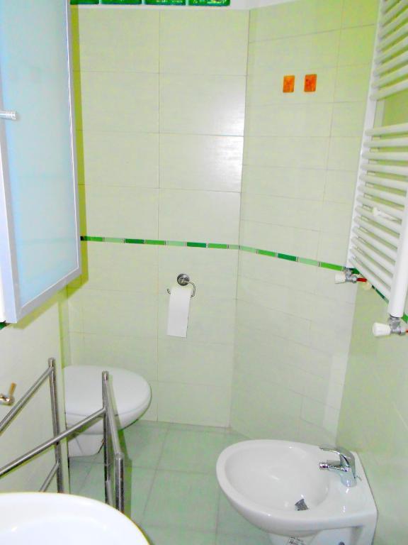 A Casa Chiecchi B&B Рим Экстерьер фото