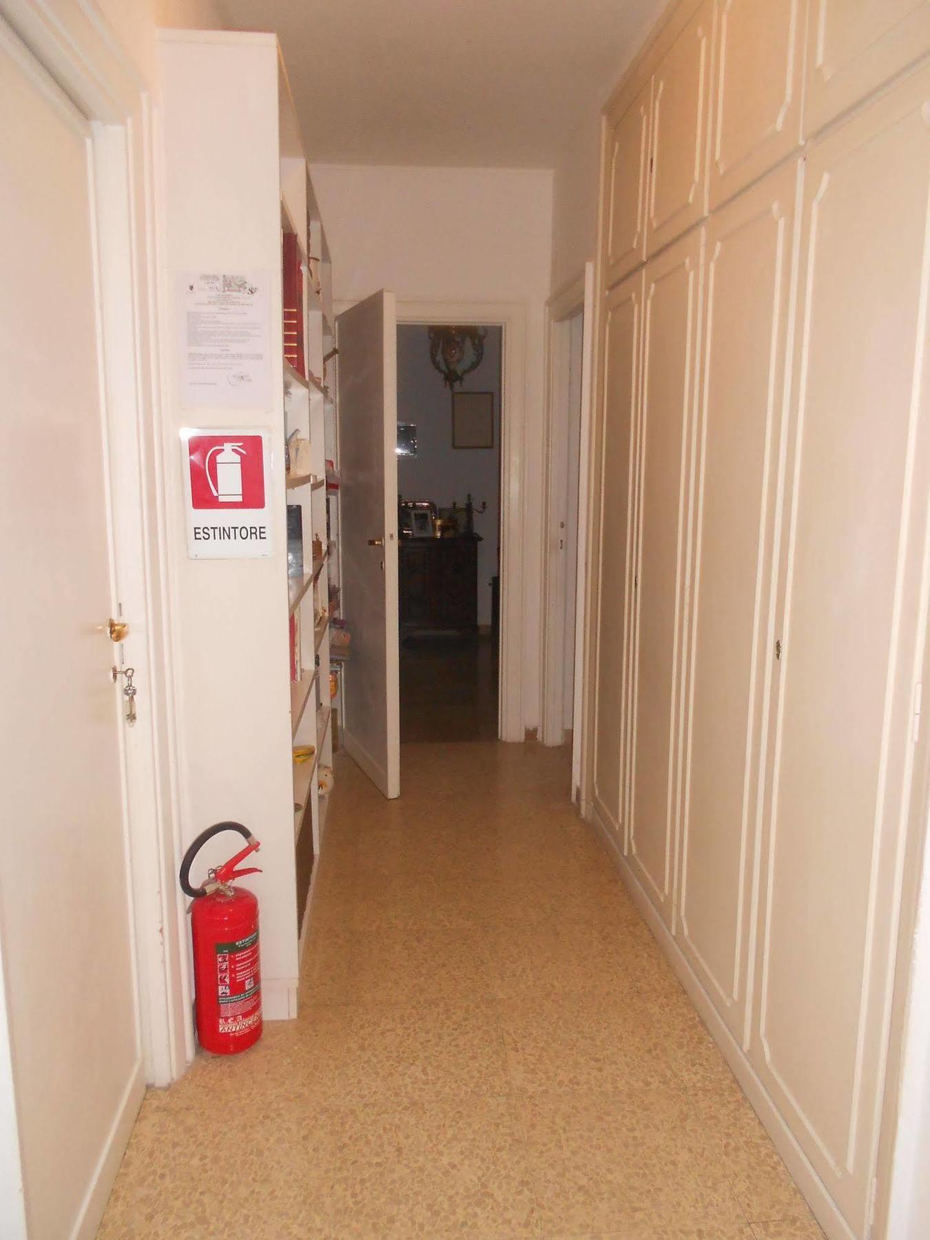 A Casa Chiecchi B&B Рим Экстерьер фото